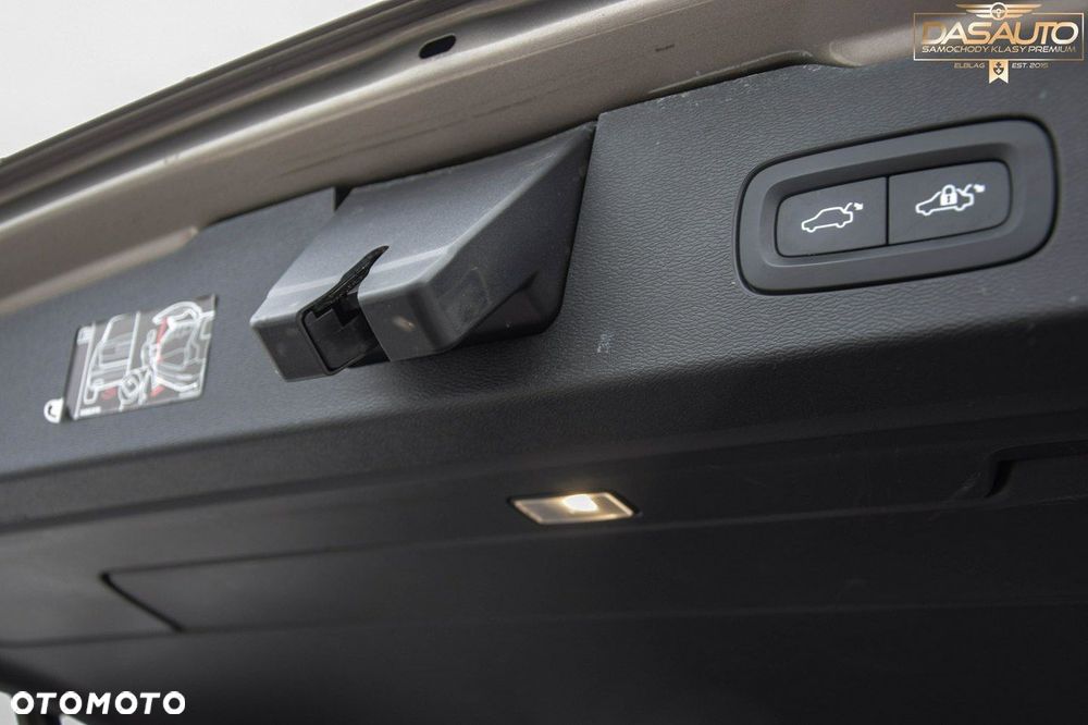 Volvo V60 B4 D Geartronic RDesign - 32