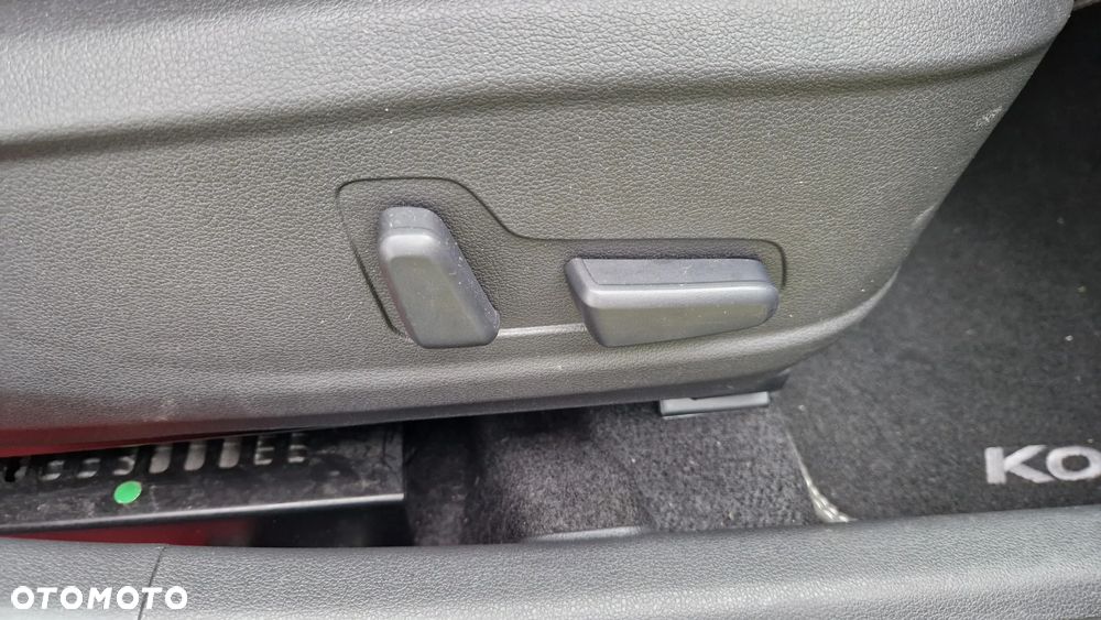 Hyundai Kona 1.6 GDI DCT Premium - 22