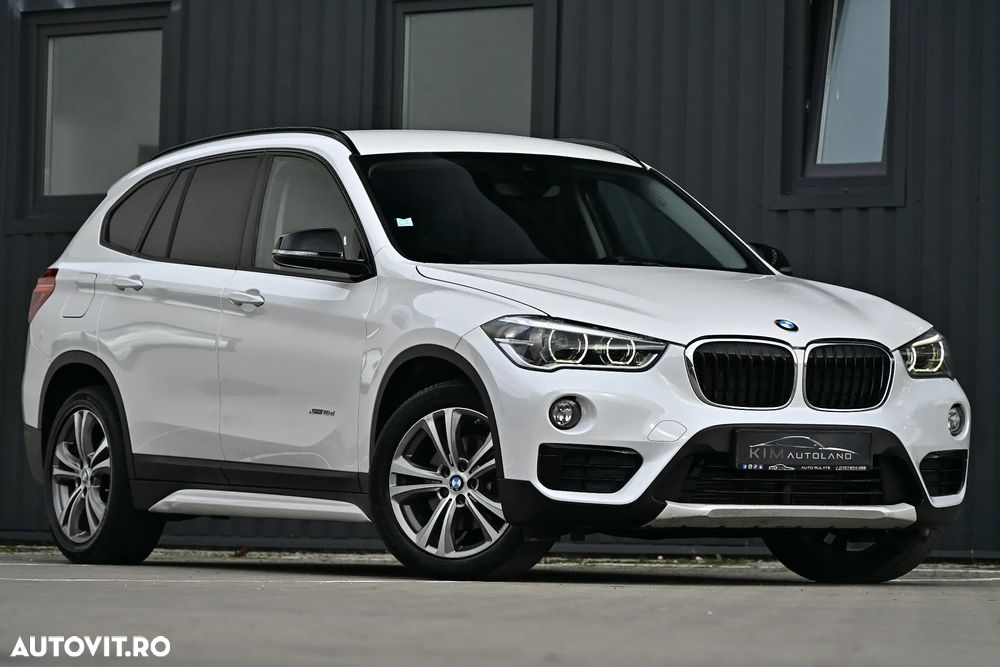 BMW X1 xDrive18d Aut. Sport Line - 2