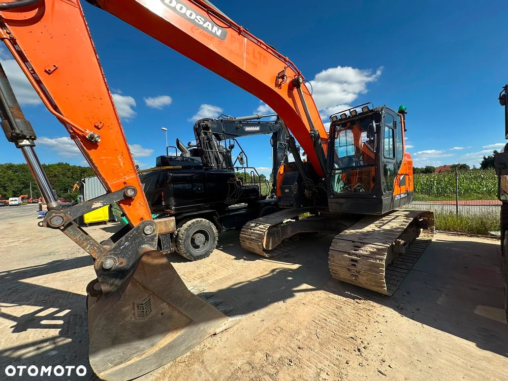 Doosan DX235LCR-5