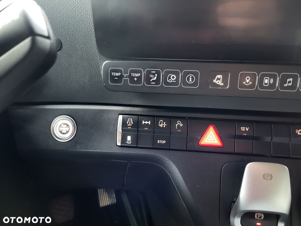 Mercedes-Benz 1851 - 20