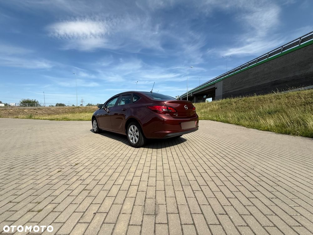 Opel Astra IV 1.6 Active EU6 - 14