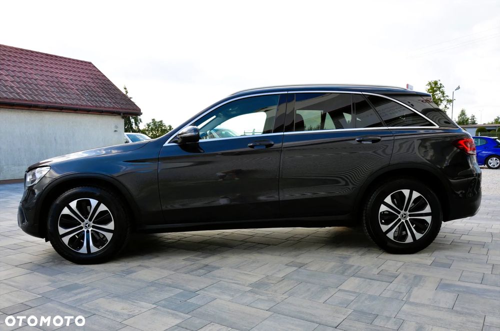 Mercedes-Benz GLC - 9
