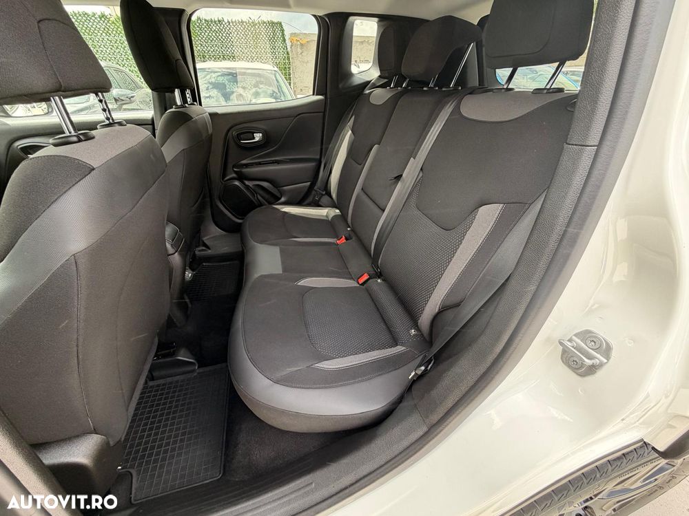 Jeep Renegade 1.5 FWD AT7 MHEV Limited - 23