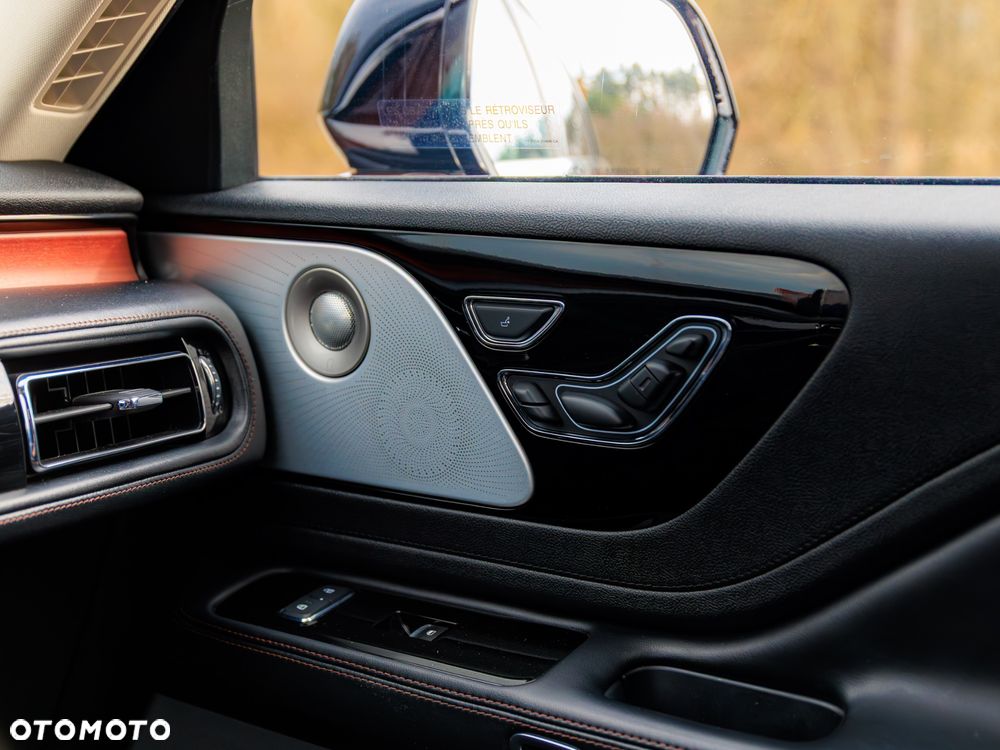 Lincoln Aviator - 17