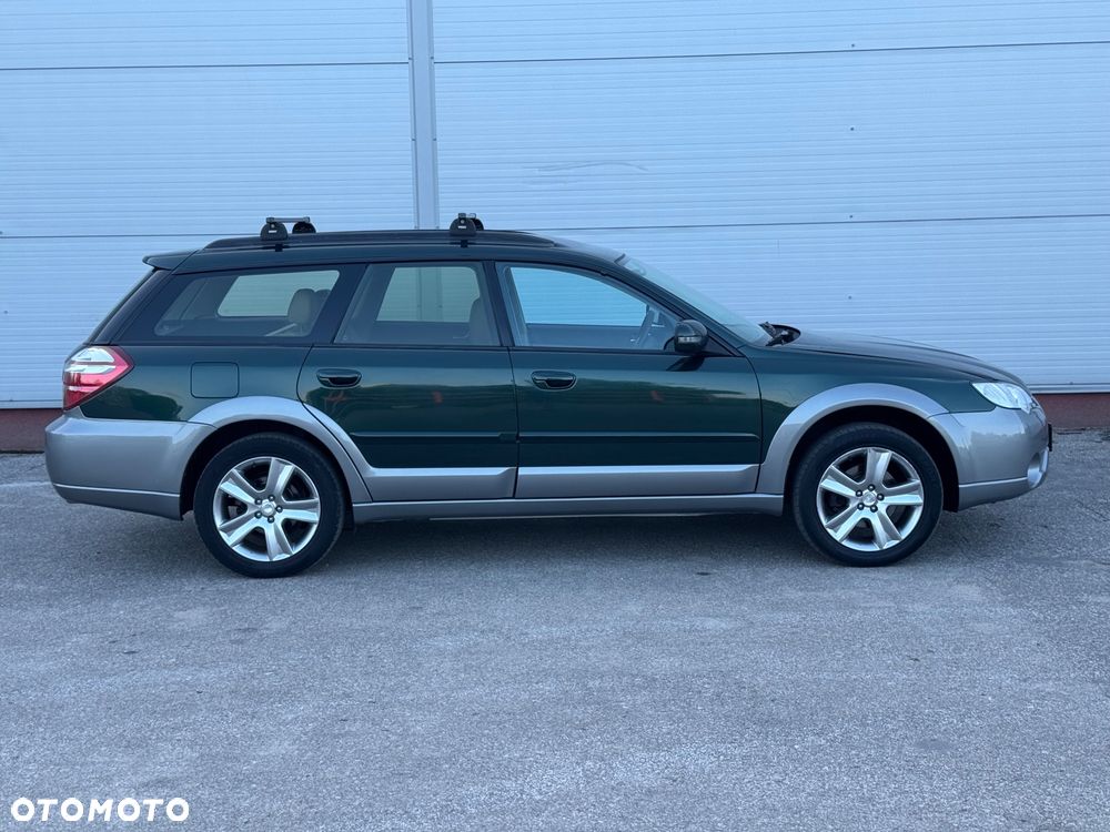 Subaru Outback Legacy 2.5RC NAV - 6