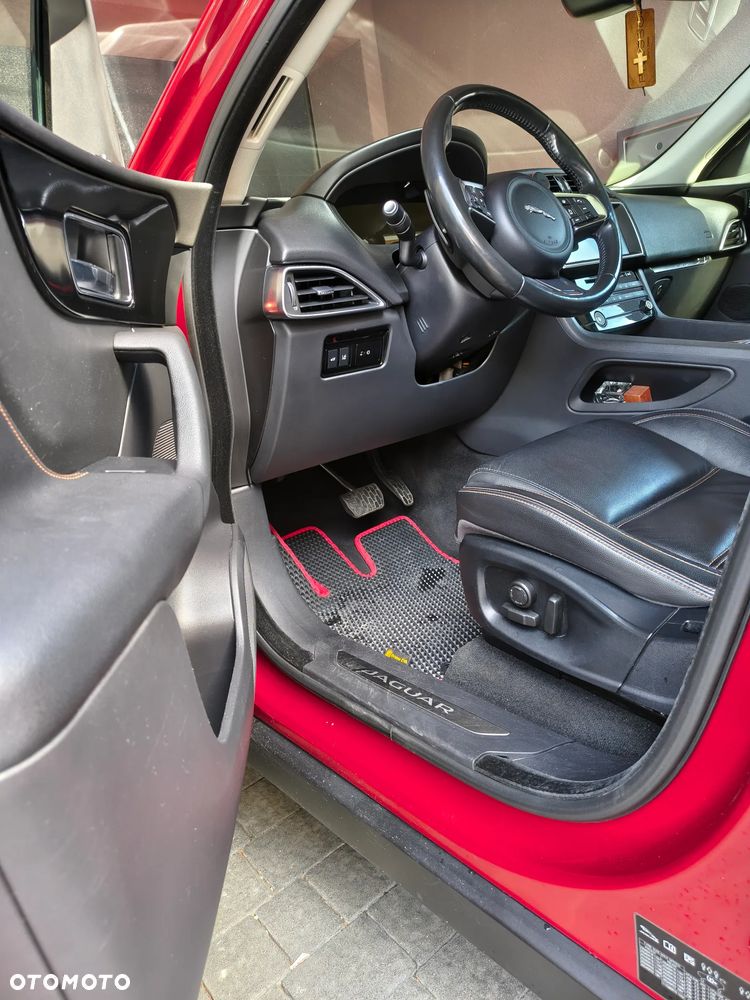 Jaguar F-Pace 2.0 i4D AWD Prestige - 17