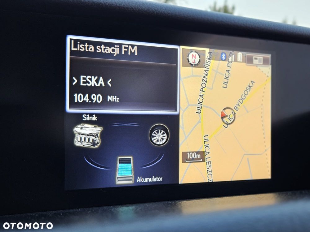 Lexus IS 300h Comfort - 29