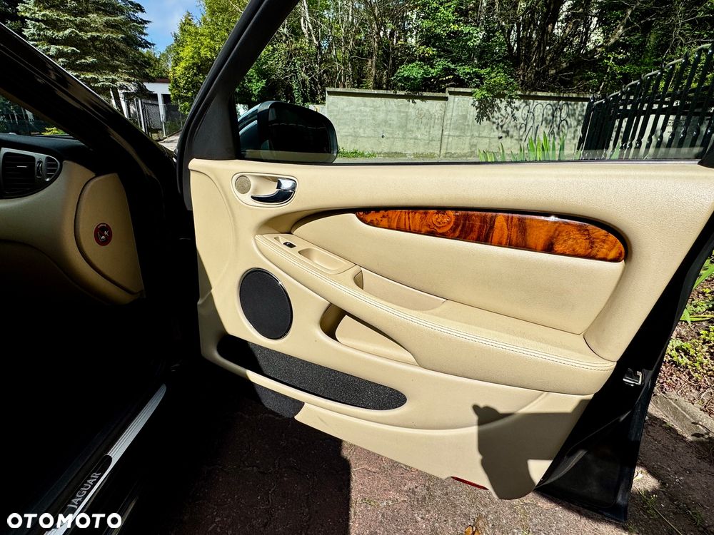 Jaguar X-Type 2.0 D Executive - 23