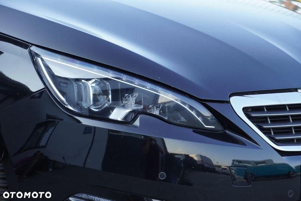 Peugeot 308 BlueHDi 180 EAT6 GT - 15