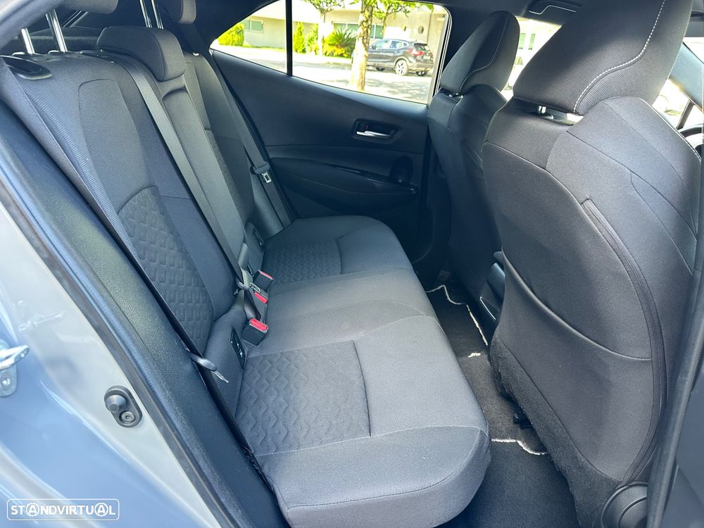 Toyota Corolla 1.8 Hybrid Square Collection - 44
