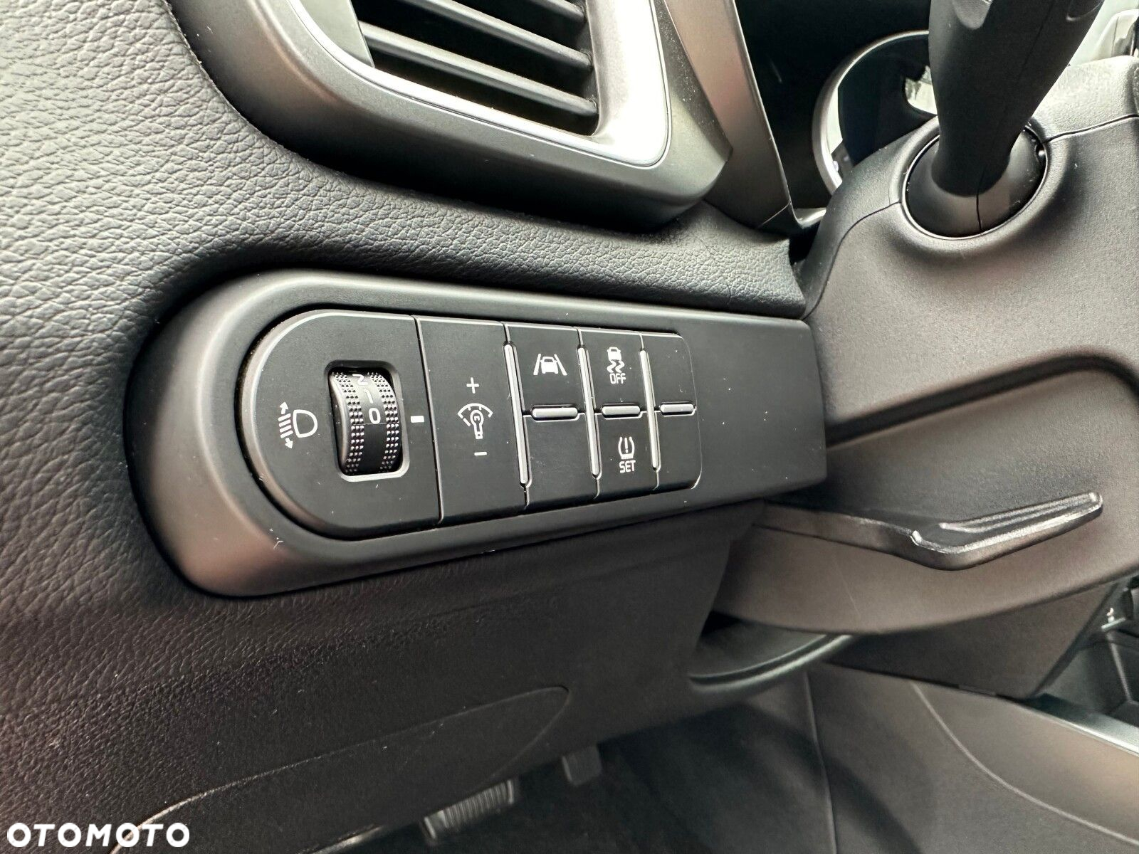 Kia Ceed - 28