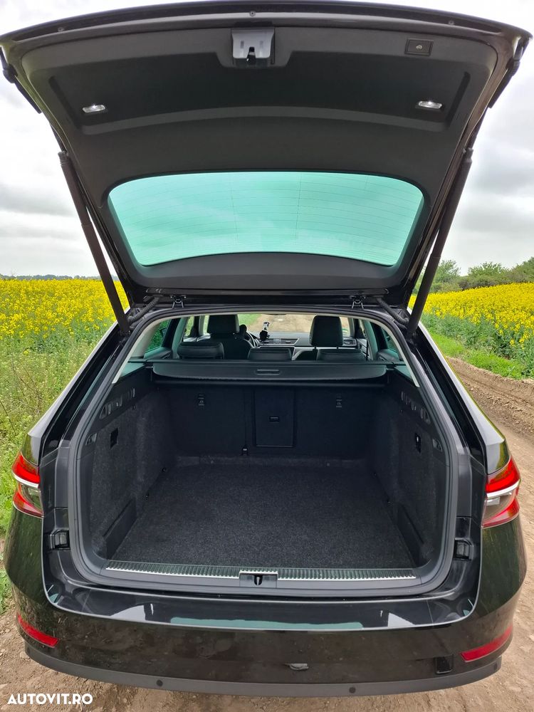 Skoda Superb 2.0 TDI DSG Style - 19