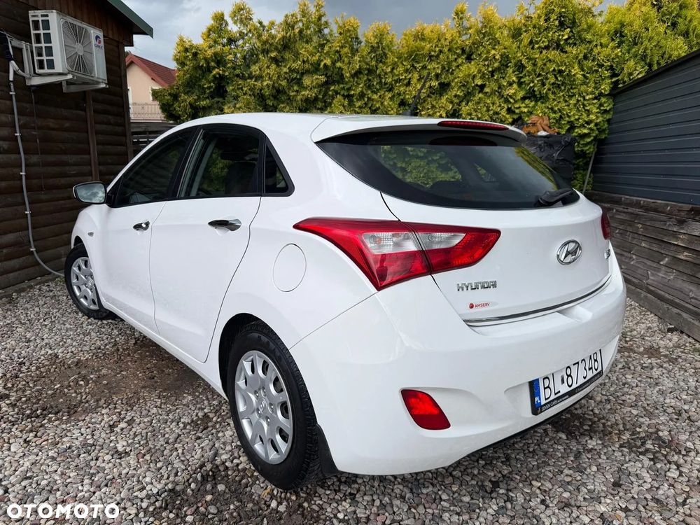 Hyundai i30 1.4 Classic + - 7