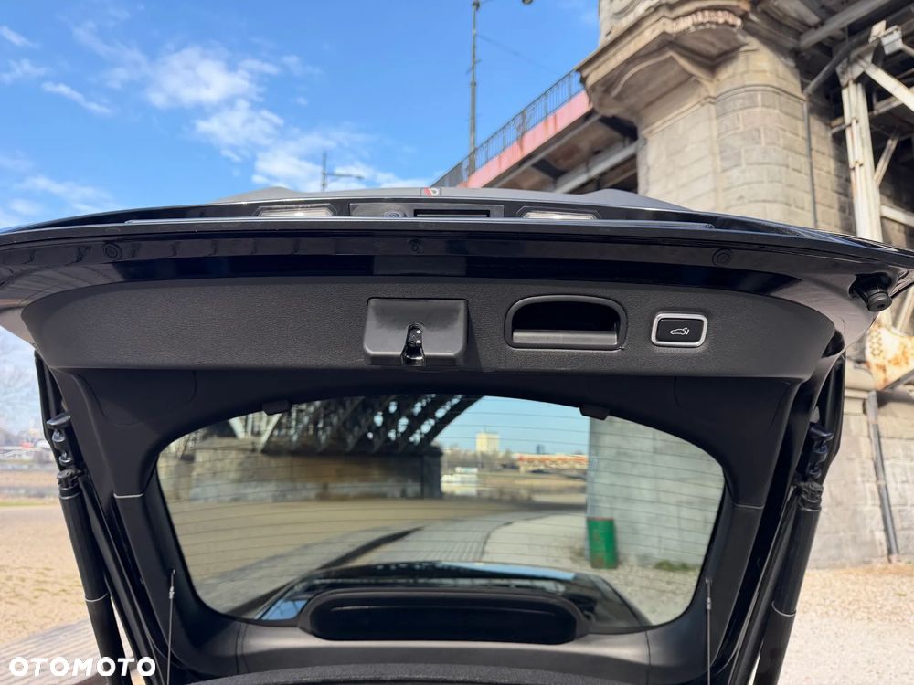 Kia Stinger 3.3 T-GDI AWD GT - 29