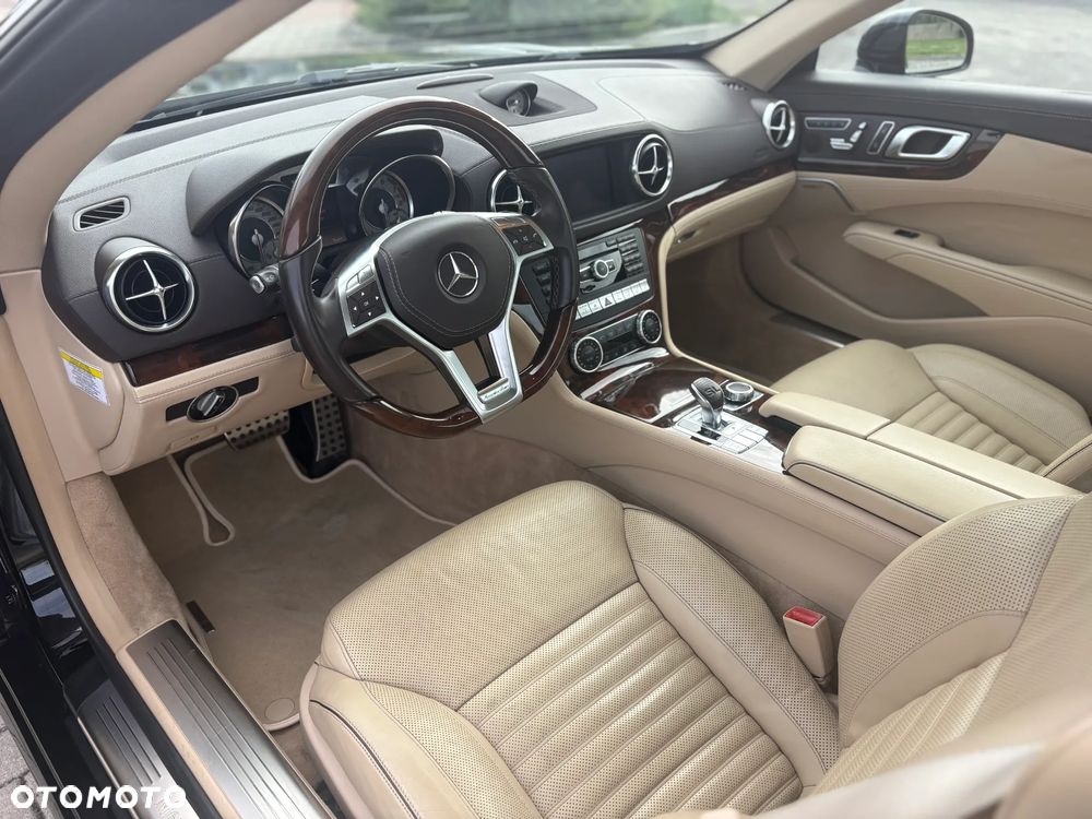 Mercedes-Benz SL - 7