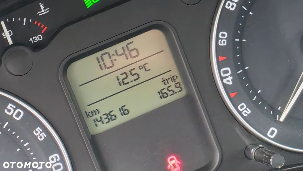Skoda Octavia 1.6 Mint - 23