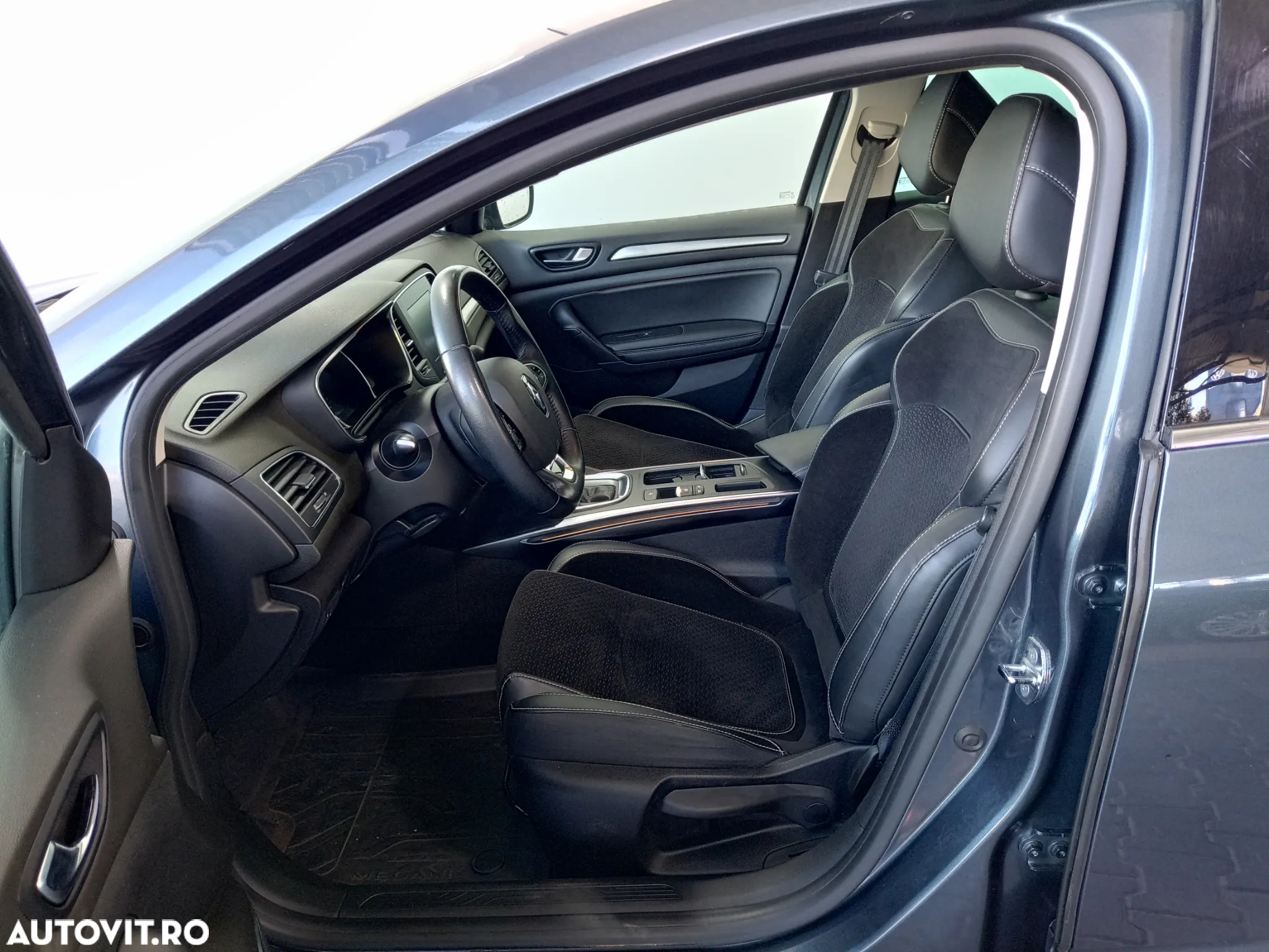 Renault Megane TCe 140 EDC GPF Zen - 5