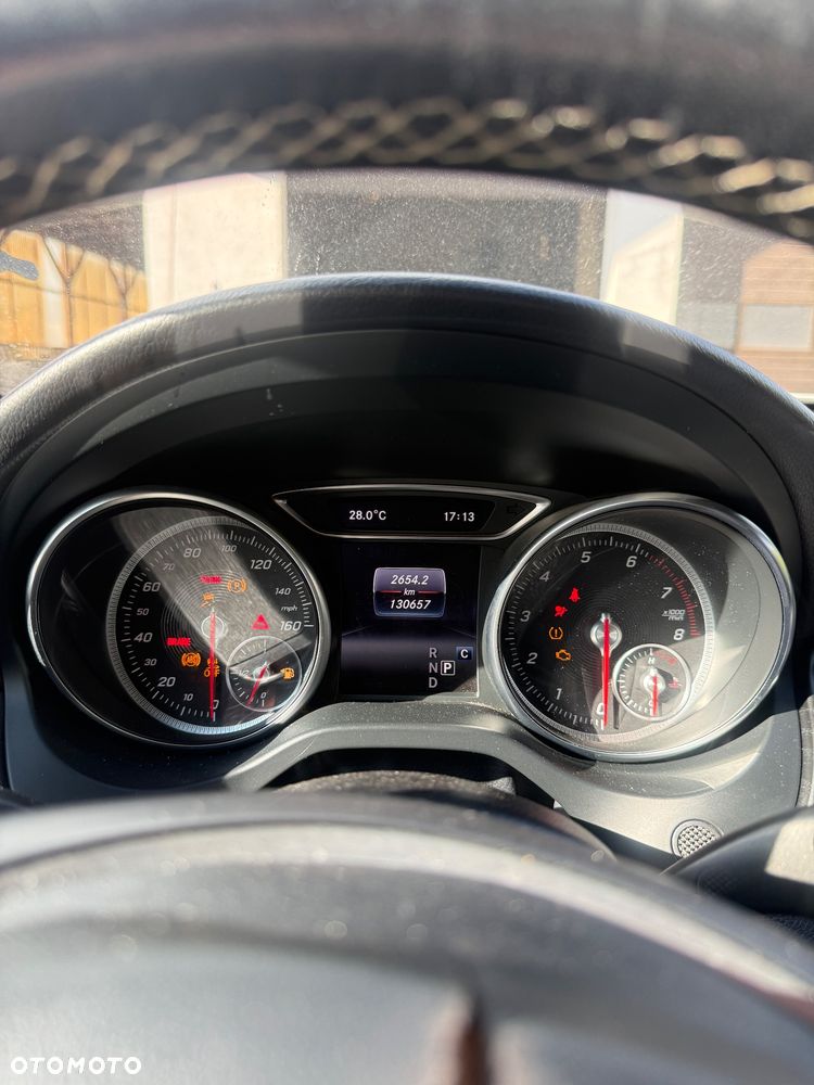 Mercedes-Benz CLA 250 7G-DCT - 14