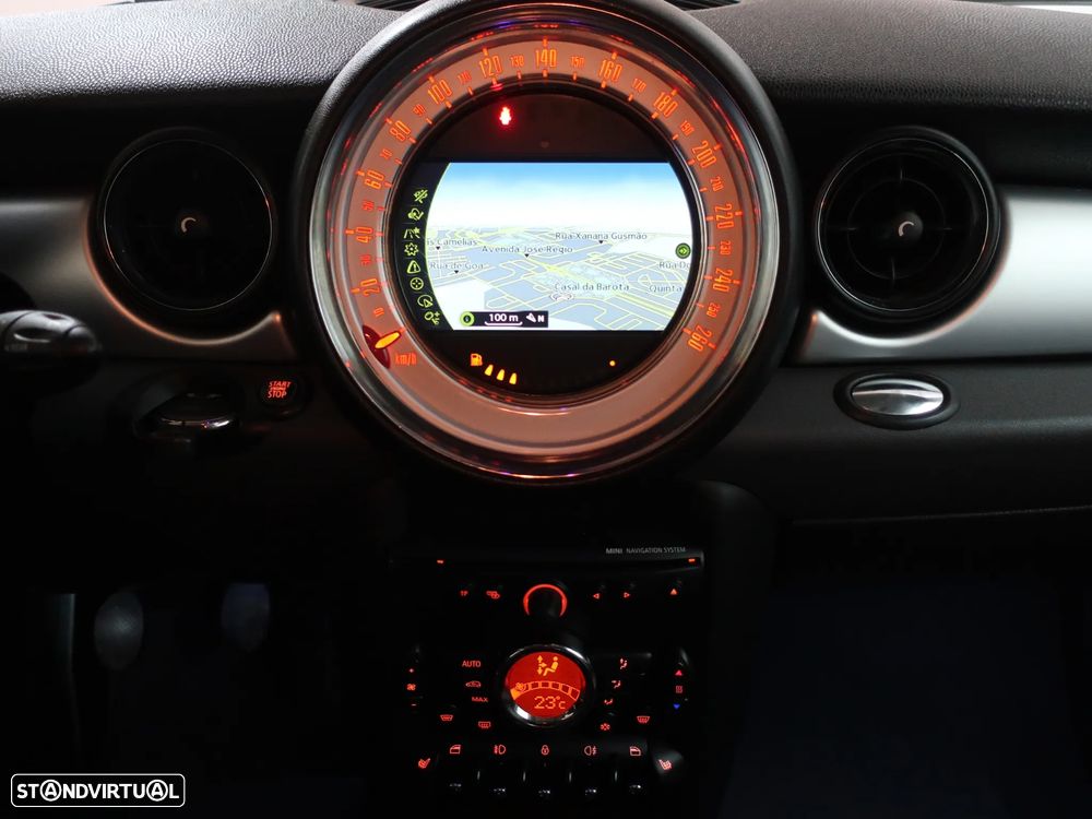 MINI 3 Portas Cooper D - 21