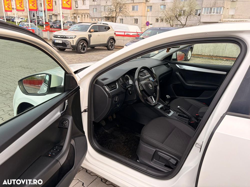Skoda Octavia 1.5 TSI Ambition - 14