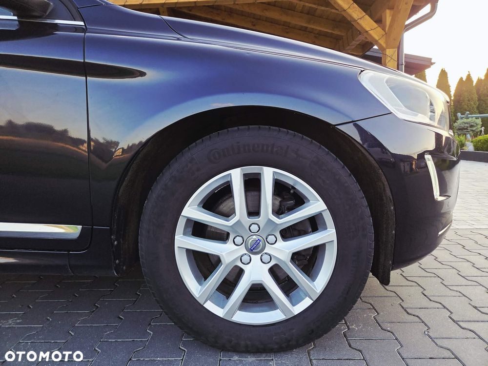 Volvo XC 60 D4 AWD Summum - 26