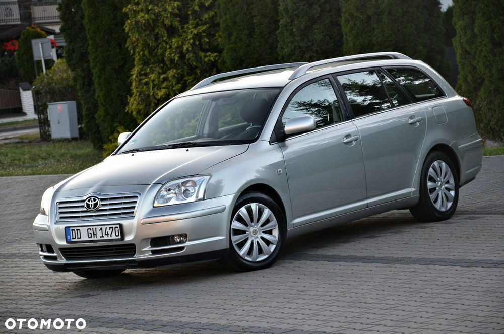 Toyota Avensis - 9