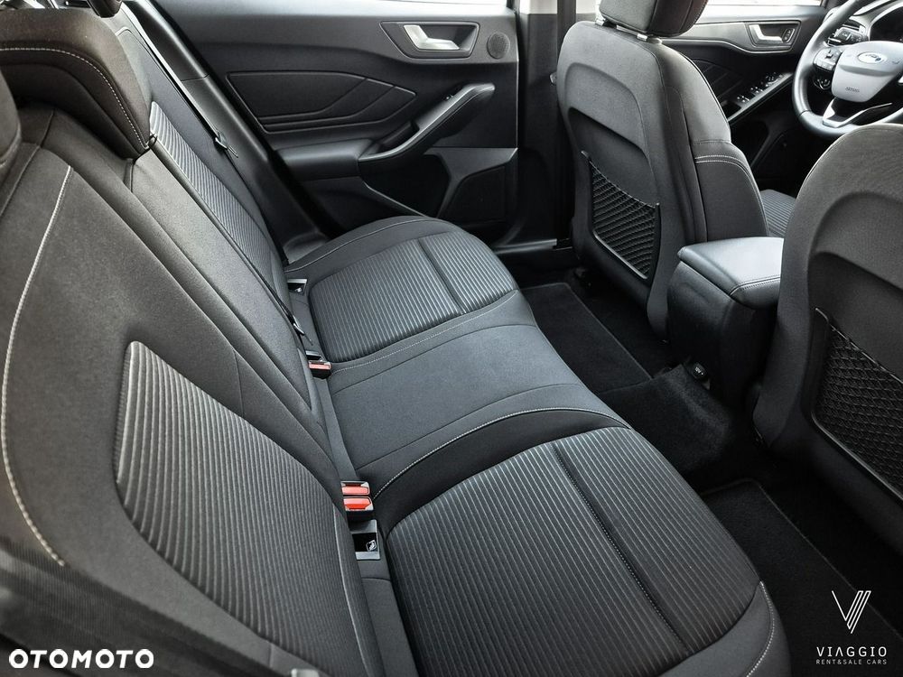 Ford Focus - 19