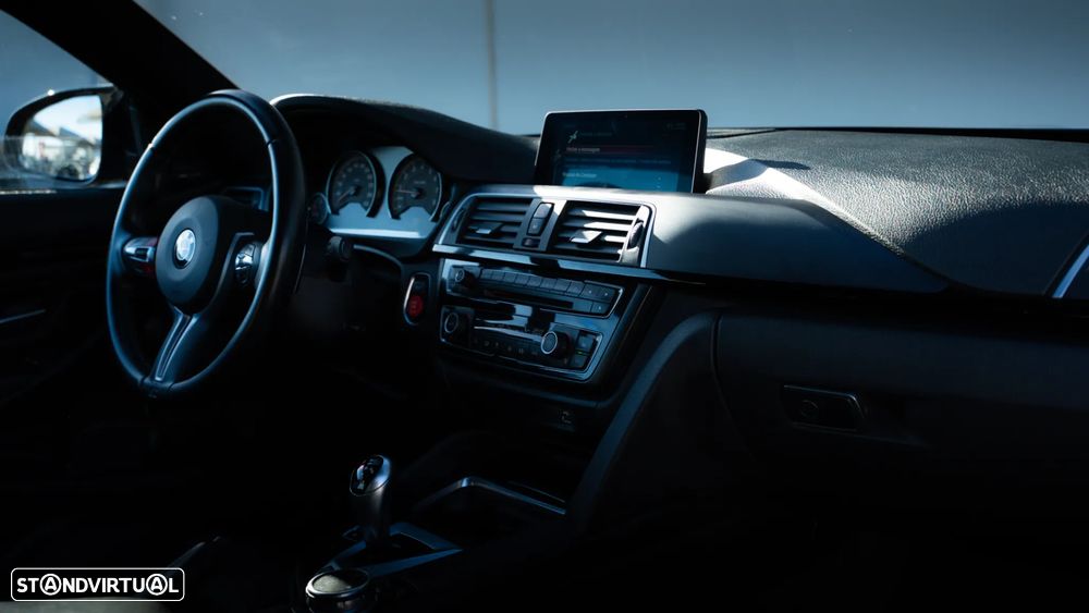 BMW M4 Coupe DKG Competition - 46