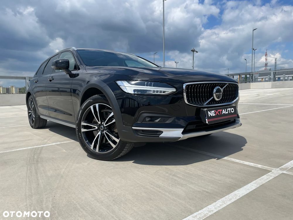 Volvo V90 Cross Country B5 D AWD Pro - 1