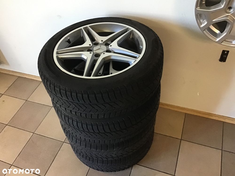 Mercedes-Benz GLA AMG 45 4Matic AMG Speedshift 7G-DCT AMG Night Edition - 38