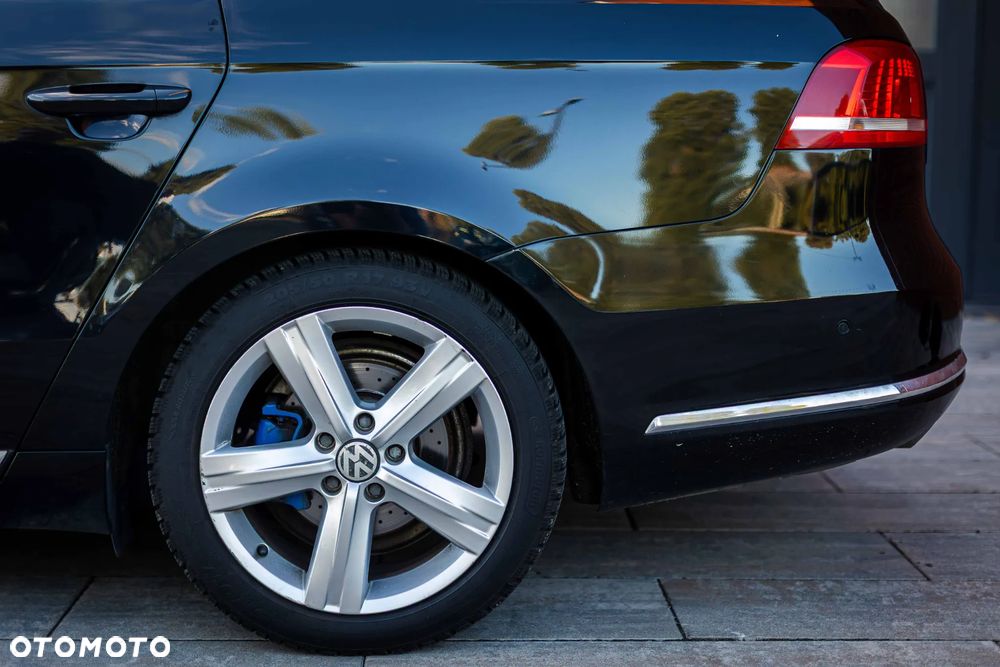 Volkswagen Passat 2.0 TDI Highline DSG - 11