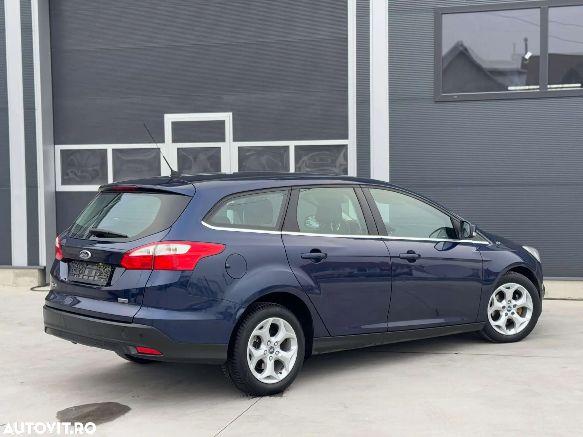 Ford Focus 1.6 TDCi ECOnetic 88g Start-Stopp-System Titanium - 16
