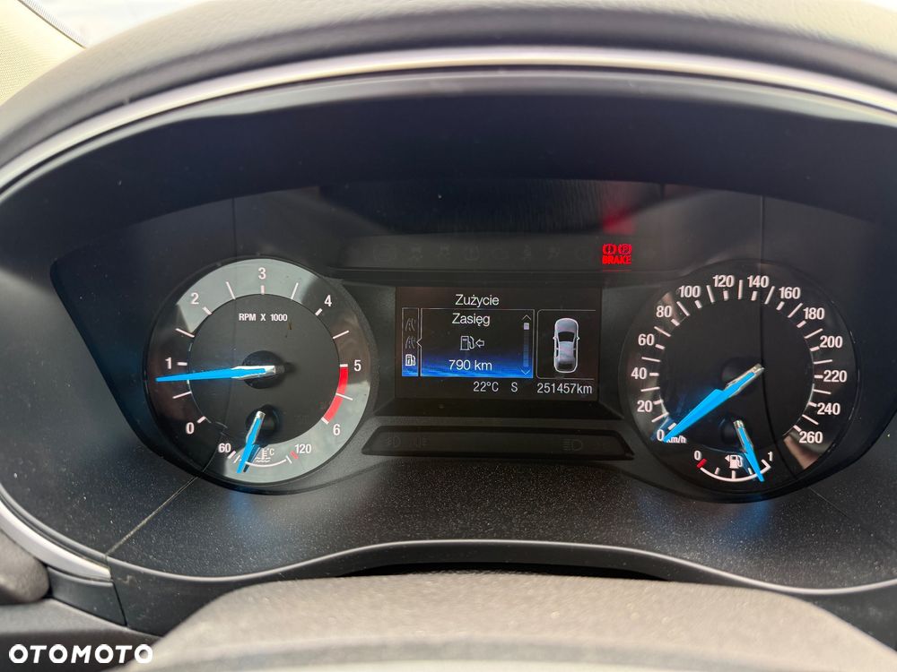 Ford Mondeo 2.0 TDCi STart-Stopp Titanium - 9