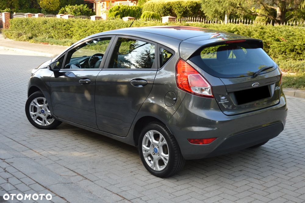 Ford Fiesta 1.25 Platinium X - 4
