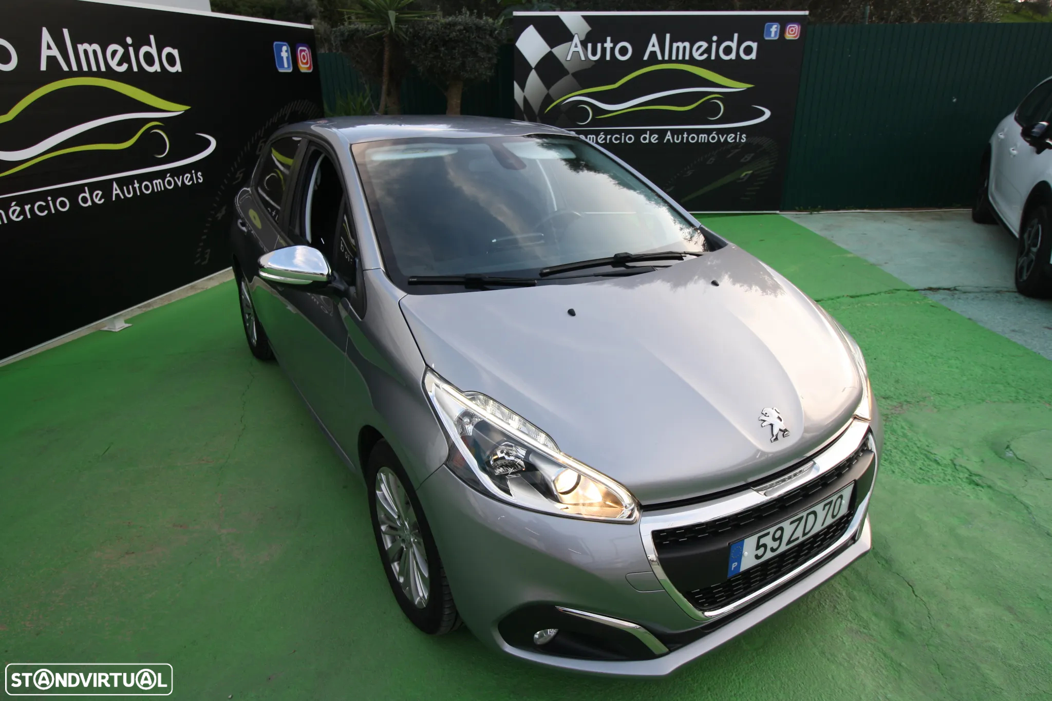 Peugeot 208 1.5 BlueHDi Signature - 29