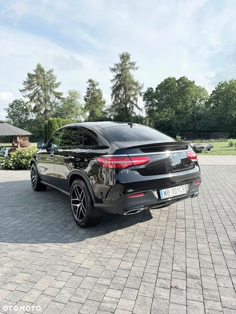 Mercedes-Benz GLE - 1