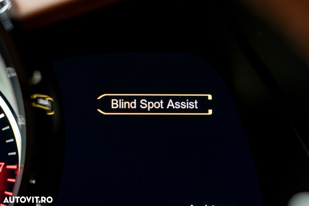 Aston Martin V8 Vantage Standard - 17