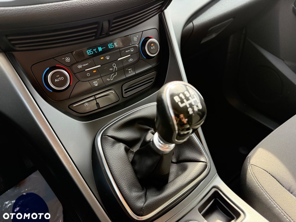 Ford Kuga - 18