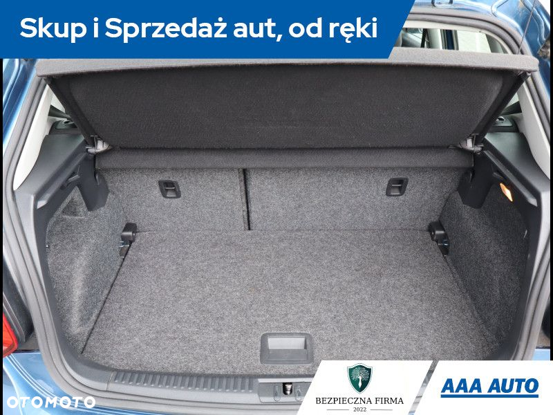 Volkswagen Polo - 14