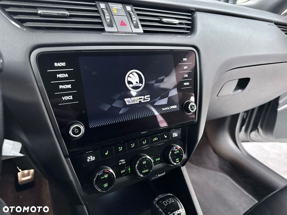 Skoda Octavia 2.0 TDI 4x4 RS Challenge DSG - 23