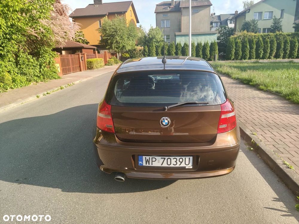 BMW Seria 1 118d DPF - 7