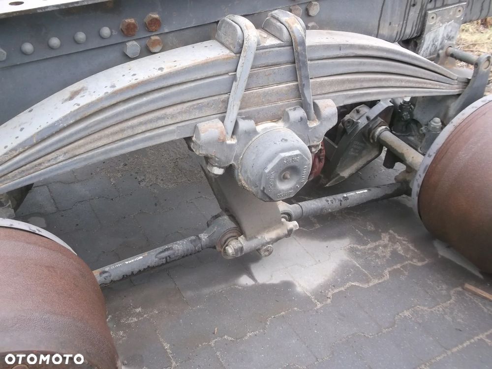 Tylny most Scania 6x4 obudowa kołyska dyfer - 2