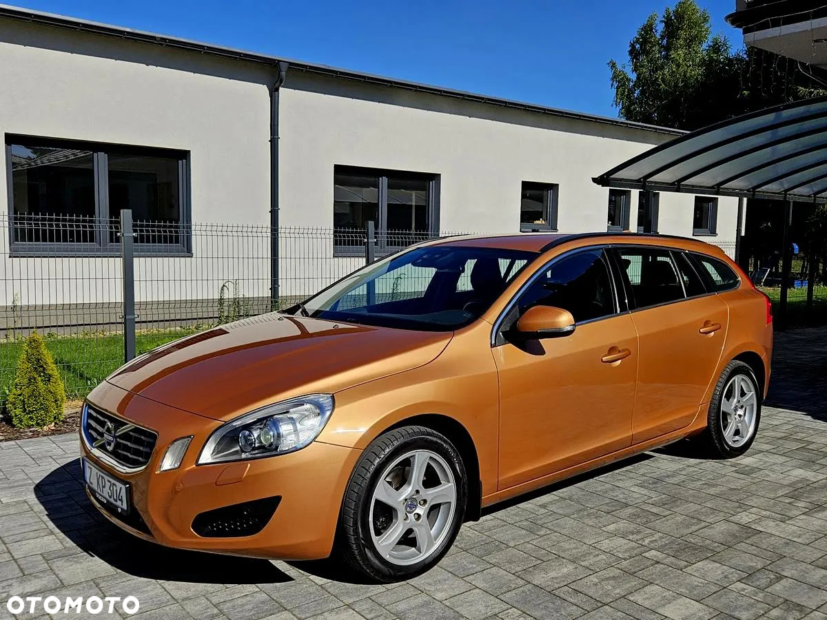 Volvo V60 D3 Summum - 6