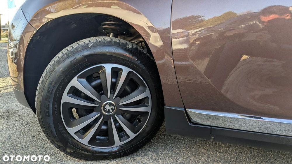 Peugeot 2008 1.6 e-HDi Active S&S - 39
