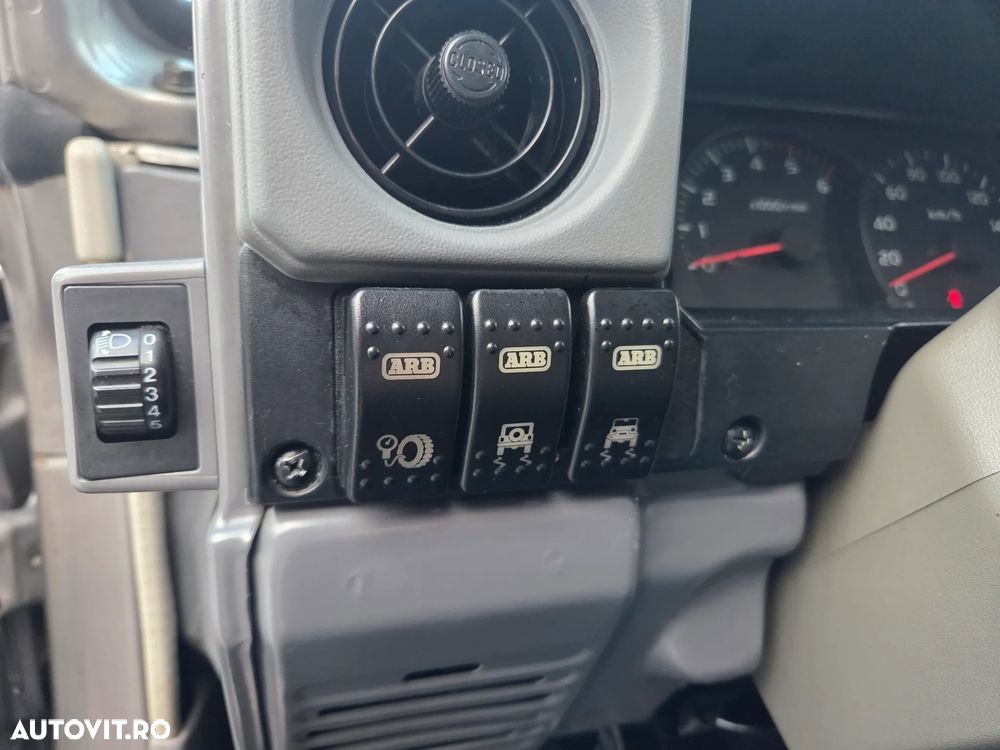 Toyota Land Cruiser - 14