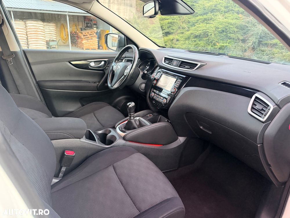 Nissan Qashqai - 13