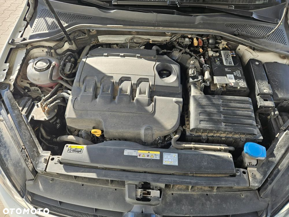 Volkswagen Golf VII 1.6 TDI BMT Comfortline - 10