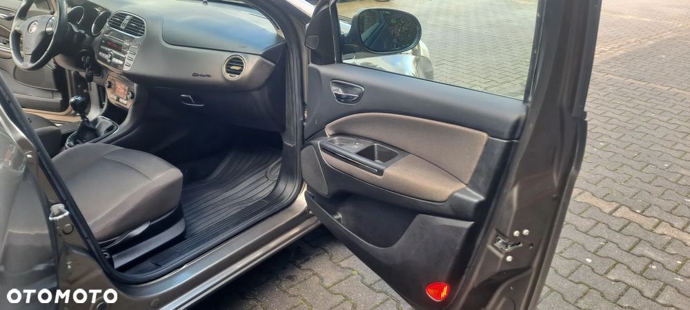 Fiat Bravo 1.4 16V Dynamic - 25