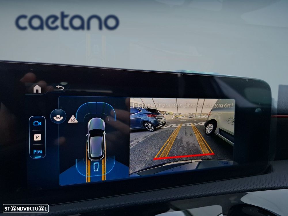 Mercedes-Benz A 250 e - 25